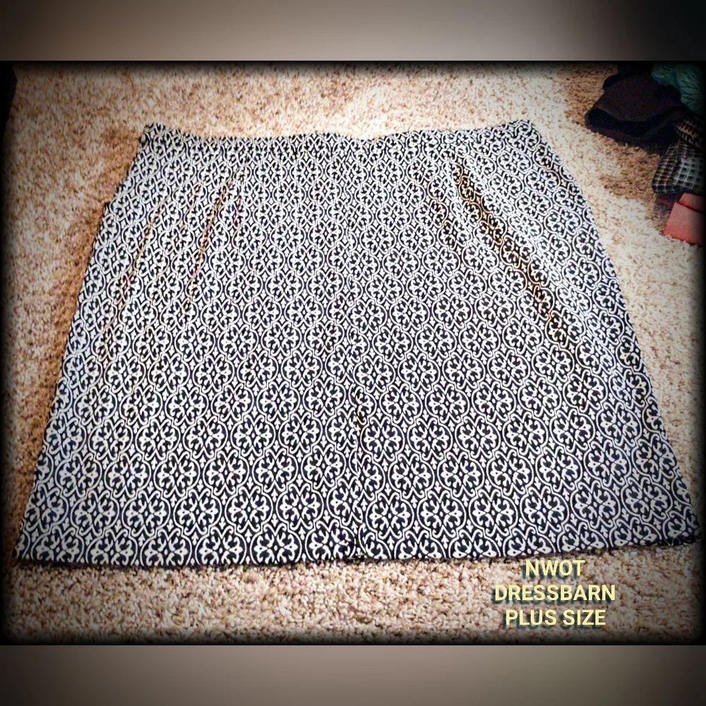 🦩dressbarn est 1962 PLUS SIZE pullon black white Geometric Paisley print 2x